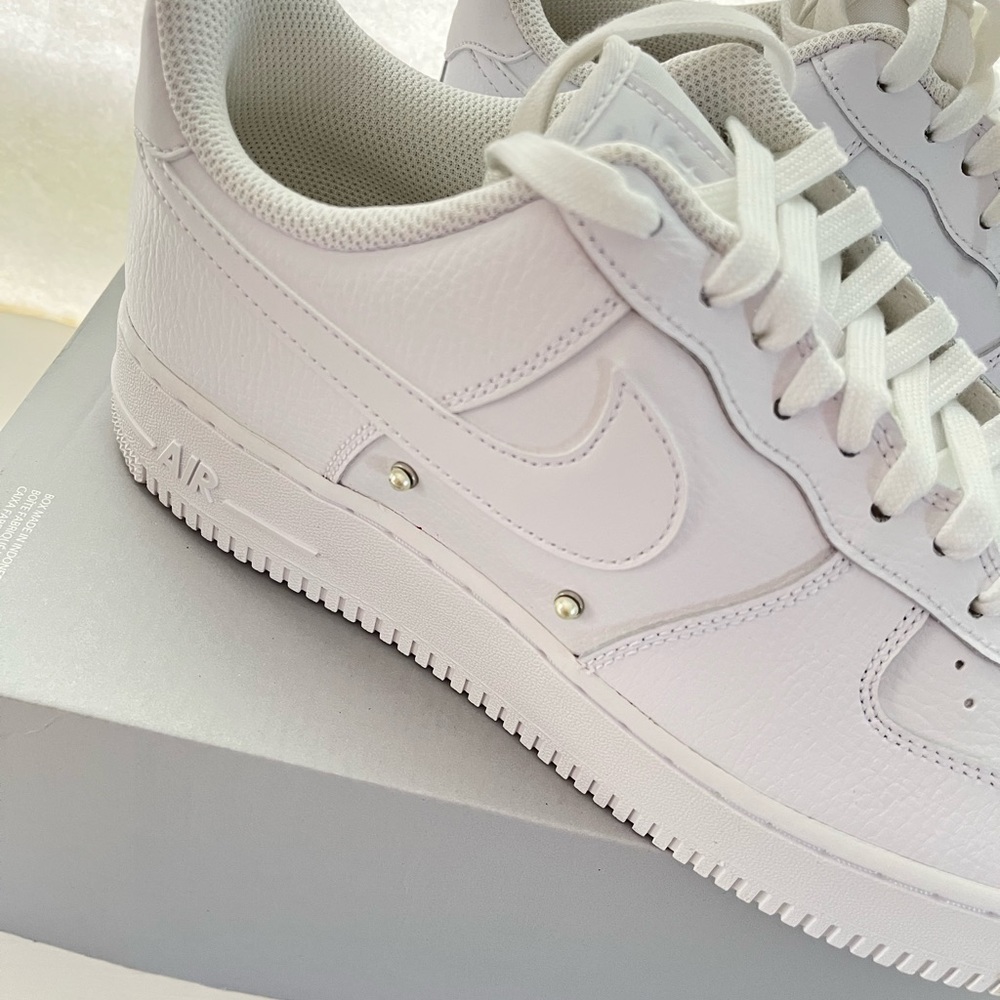 NWT Nike Women’s Air Force 1 ‘07 SE Shoes Size: 10 - Picture 6 of 13